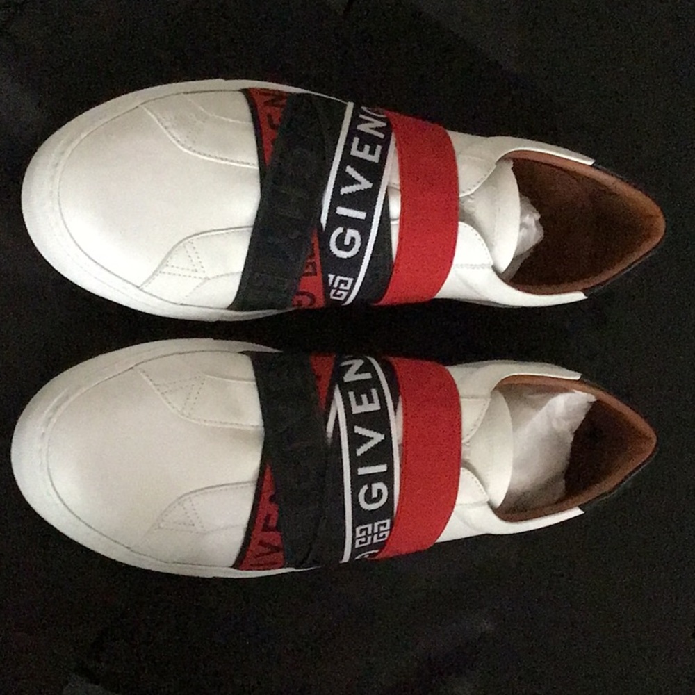 Givenchy leather sneakers
